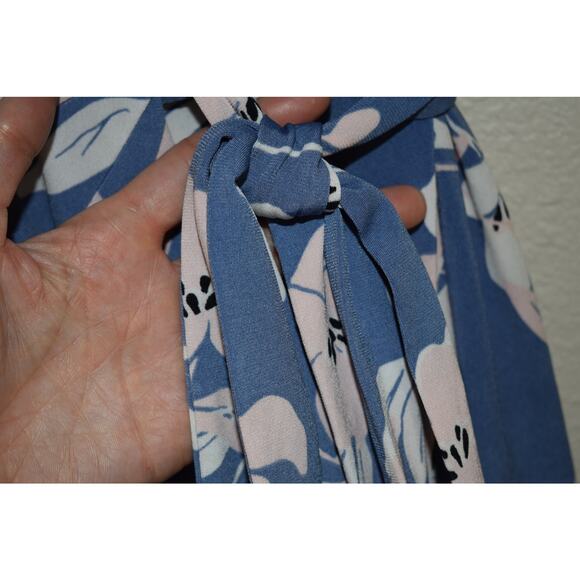 A Pea in the Pod Purple Floral Wrap Dress Size S - Picture 7 of 8